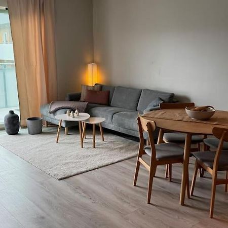 Nice & Cozy Two Bedroom Apartment With A Balcony Акурейри Экстерьер фото